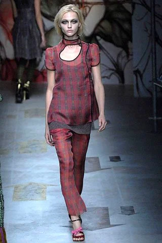 Look 15